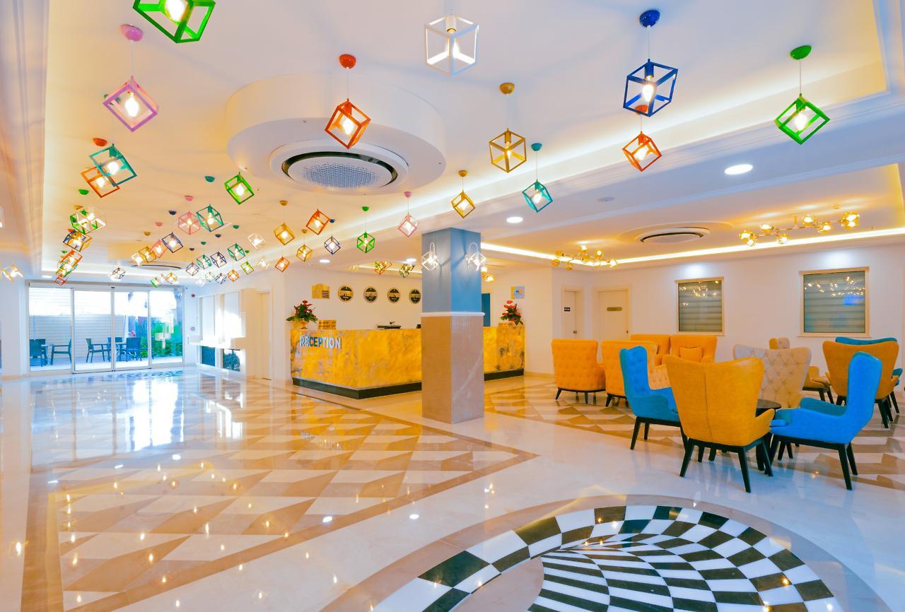 Hotel Crystal Club World Of Colours Bogazkent Esterno foto